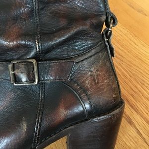 Frye Carmen 14L Inside zip